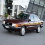 Audi 100 2.0 MT (01.1988 - 11.1990)