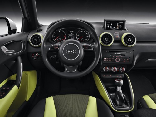 Характеристики автомобиля Audi A1 1.4 TFSI MT Ambition (11.2011 - 10.2014): фото, вместимость, скорость, двигатель, топливо, масса, отзывы