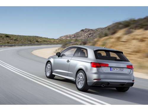 Характеристики автомобиля Audi A3 1.0 30 TFSI S Tronic Design (05.2016 - 08.2017): фото, вместимость, скорость, двигатель, топливо, масса, отзывы