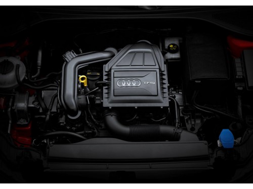 Характеристики автомобиля Audi A3 1.0 30 TFSI S Tronic Design (05.2016 - 01.2019): фото, вместимость, скорость, двигатель, топливо, масса, отзывы