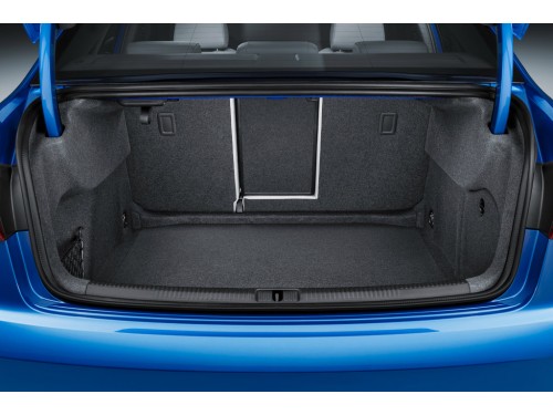 Характеристики автомобиля Audi A3 1.4 35 TFSI COD ultra S tronic Sport (08.2016 - 09.2020): фото, вместимость, скорость, двигатель, топливо, масса, отзывы