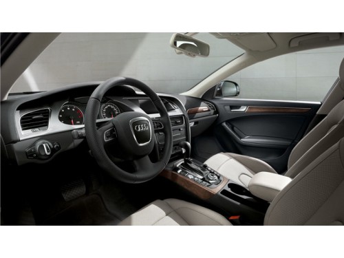 Характеристики автомобиля Audi A4 allroad quattro 2.0 TFSI MT quattro (08.2013 - 05.2016): фото, вместимость, скорость, двигатель, топливо, масса, отзывы