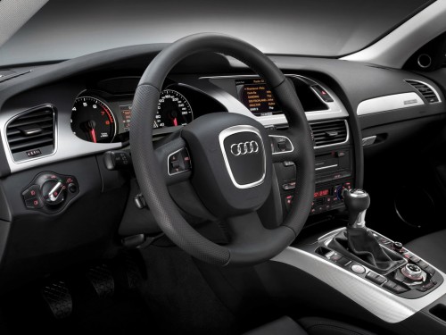 Характеристики автомобиля Audi A4 allroad quattro 2.0 TDI MT quattro (03.2009 - 09.2011): фото, вместимость, скорость, двигатель, топливо, масса, отзывы