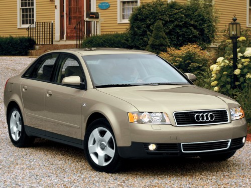 Характеристики автомобиля Audi A4 1.8T Tiptronic (11.2000 - 02.2005): фото, вместимость, скорость, двигатель, топливо, масса, отзывы