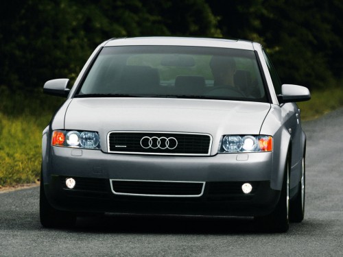 Характеристики автомобиля Audi A4 3.0 Tiptronic quattro (11.2000 - 02.2005): фото, вместимость, скорость, двигатель, топливо, масса, отзывы