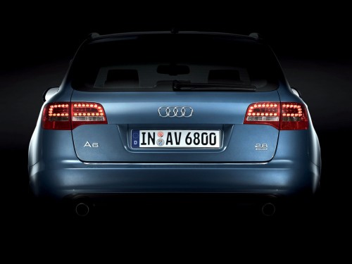 Характеристики автомобиля Audi A6 2.0 TDIe MT (08.2008 - 05.2011): фото, вместимость, скорость, двигатель, топливо, масса, отзывы