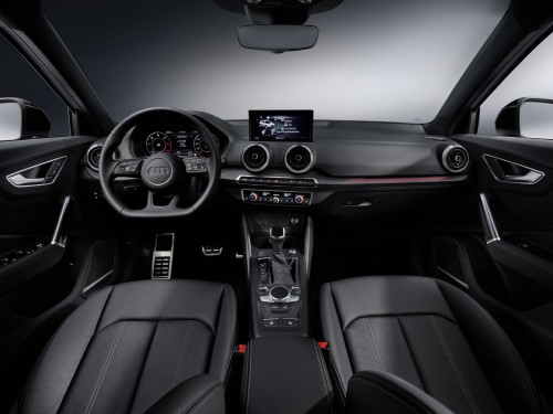 Характеристики автомобиля Audi Q2 1.0 30 TFSI MT (11.2020 - н.в.): фото, вместимость, скорость, двигатель, топливо, масса, отзывы