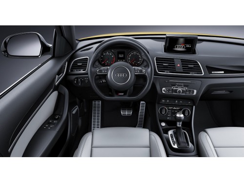 Характеристики автомобиля Audi Q3 2.0 40 TDI quattro S tronic (11.2017 - 03.2019): фото, вместимость, скорость, двигатель, топливо, масса, отзывы