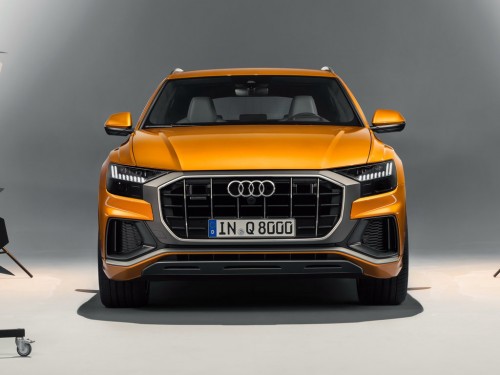 Характеристики автомобиля Audi Q8 3.0 55 TFSI quattro tiptronic (11.2018 - 12.2022): фото, вместимость, скорость, двигатель, топливо, масса, отзывы