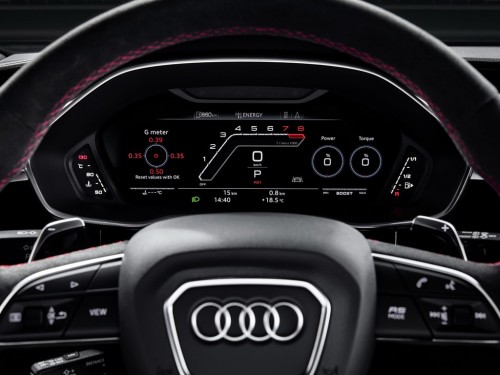 Характеристики автомобиля Audi RS Q3 2.5 TFSI quattro S tronic (10.2019 - н.в.): фото, вместимость, скорость, двигатель, топливо, масса, отзывы