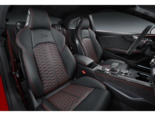 Характеристики автомобиля Audi RS5 2.9 TFSI quattro tiptronic (06.2017 - 10.2020): фото, вместимость, скорость, двигатель, топливо, масса, отзывы