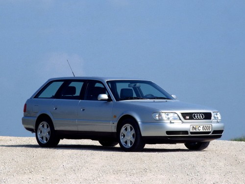 Характеристики автомобиля Audi S6 2.2 T quattro AT (09.1994 - 07.1997): фото, вместимость, скорость, двигатель, топливо, масса, отзывы