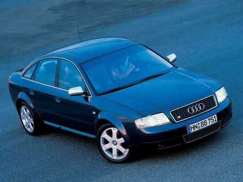 Характеристики автомобиля Audi S6 4.2 quattro tiptronic (09.1999 - 04.2001): фото, вместимость, скорость, двигатель, топливо, масса, отзывы