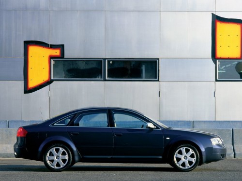 Характеристики автомобиля Audi S6 4.2 quattro tiptronic (09.1999 - 04.2001): фото, вместимость, скорость, двигатель, топливо, масса, отзывы