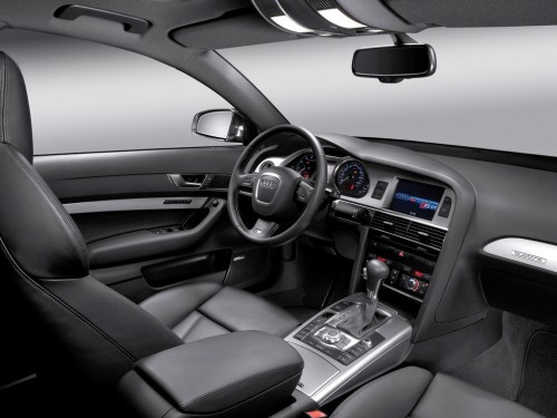 Характеристики автомобиля Audi S6 5.2 FSI quattro tiptronic (03.2004 - 08.2008): фото, вместимость, скорость, двигатель, топливо, масса, отзывы