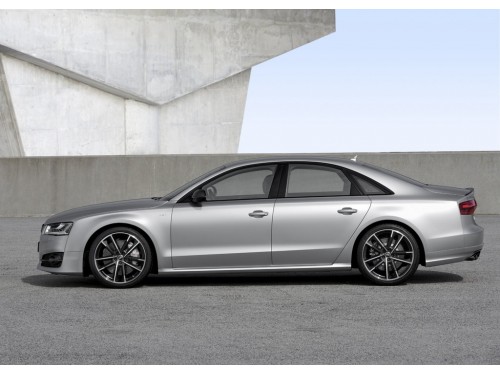 Характеристики автомобиля Audi S8 4.0 TFSI quattro tiptronic plus (09.2015 - 12.2017): фото, вместимость, скорость, двигатель, топливо, масса, отзывы