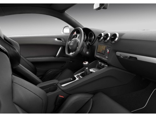 Характеристики автомобиля Audi TTS 2.0 TFSI quattro S tronic (01.2008 - 05.2010): фото, вместимость, скорость, двигатель, топливо, масса, отзывы