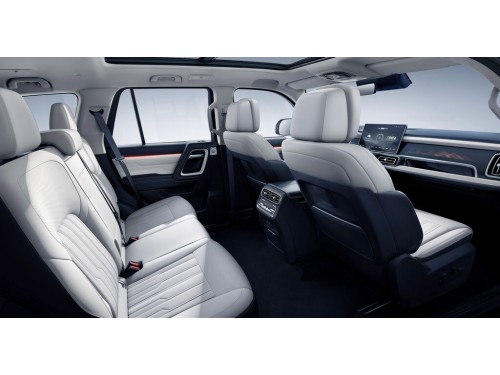 Характеристики автомобиля BAIC BJ60 2.0T AT AWD Eleven Edition (7 seats) (11.2022 - н.в.): фото, вместимость, скорость, двигатель, топливо, масса, отзывы