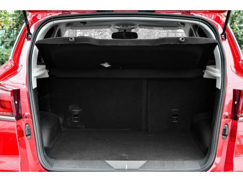 Характеристики автомобиля BAIC Senova X55 1.5T CVT Smart (07.2018 - 10.2018): фото, вместимость, скорость, двигатель, топливо, масса, отзывы