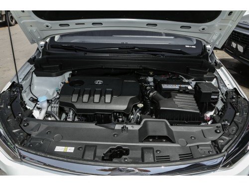 Характеристики автомобиля BAIC U5 Plus 1.5 CVT Luxury Sport (04.2023 - н.в.): фото, вместимость, скорость, двигатель, топливо, масса, отзывы