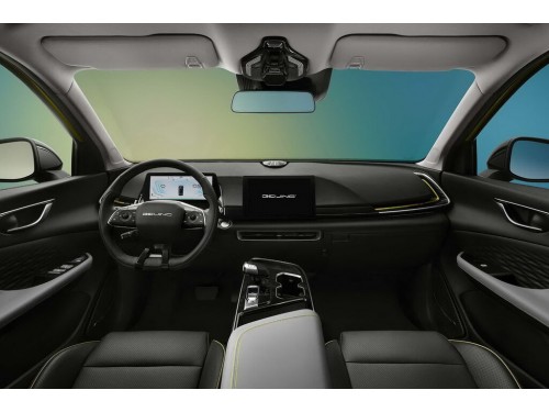 Характеристики автомобиля BAIC X55 1.5 DCT Elite (09.2023 - н.в.): фото, вместимость, скорость, двигатель, топливо, масса, отзывы