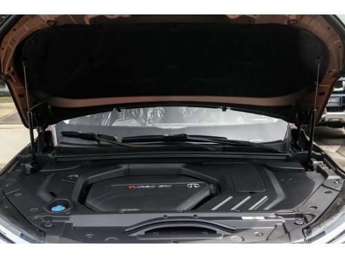 Характеристики автомобиля BAIC X7 1.5T DCT Value (12.2021 - 04.2023): фото, вместимость, скорость, двигатель, топливо, масса, отзывы
