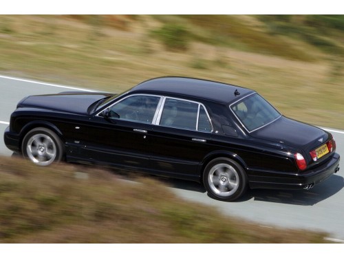 Характеристики автомобиля Bentley Arnage 6.8 AT T (06.2006 - 09.2009): фото, вместимость, скорость, двигатель, топливо, масса, отзывы