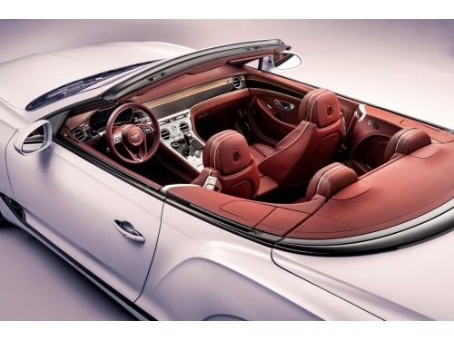 Характеристики автомобиля Bentley Continental GT 6.0 SAT GT Convertible (01.2020 - 12.2022): фото, вместимость, скорость, двигатель, топливо, масса, отзывы