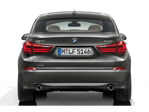Характеристики автомобиля BMW 5-Series Gran Turismo 535i AT xDrive (07.2013 - 12.2016): фото, вместимость, скорость, двигатель, топливо, масса, отзывы