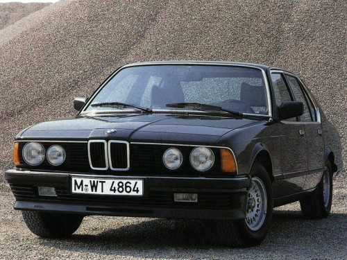 Характеристики автомобиля BMW 7-Series 728i MT (05.1983 - 08.1986): фото, вместимость, скорость, двигатель, топливо, масса, отзывы