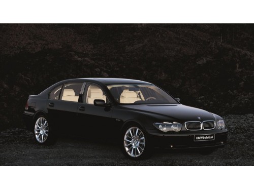 Характеристики автомобиля BMW 7-Series 730d AT (08.2002 - 03.2005): фото, вместимость, скорость, двигатель, топливо, масса, отзывы