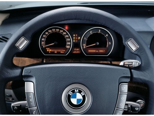 Характеристики автомобиля BMW 7-Series 730d AT (08.2002 - 03.2005): фото, вместимость, скорость, двигатель, топливо, масса, отзывы