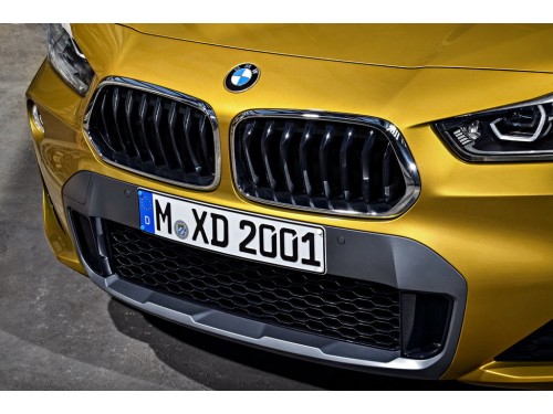 Характеристики автомобиля BMW X2 xDrive 20d AT M Sport (11.2017 - 11.2020): фото, вместимость, скорость, двигатель, топливо, масса, отзывы