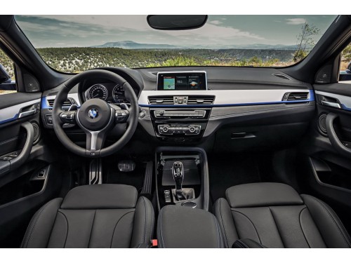 Характеристики автомобиля BMW X2 xDrive 18d AT M Sport X (12.2018 - 03.2023): фото, вместимость, скорость, двигатель, топливо, масса, отзывы