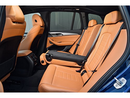 Характеристики автомобиля BMW X3 xDrive 20i AT Urban (12.2017 - 06.2021): фото, вместимость, скорость, двигатель, топливо, масса, отзывы
