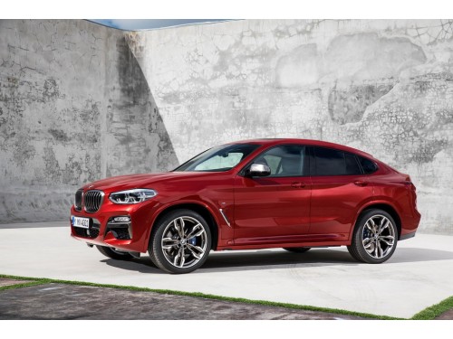 Характеристики автомобиля BMW X4 xDrive 20i AT Lifestyle (03.2018 - 06.2021): фото, вместимость, скорость, двигатель, топливо, масса, отзывы