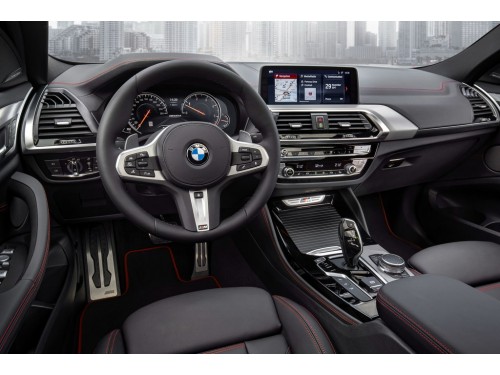 Характеристики автомобиля BMW X4 xDrive 20i AT Base (03.2018 - 06.2021): фото, вместимость, скорость, двигатель, топливо, масса, отзывы