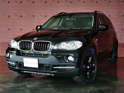 Характеристики автомобиля BMW X5 M 4.4 (07.2009 - 05.2012): фото, вместимость, скорость, двигатель, топливо, масса, отзывы
