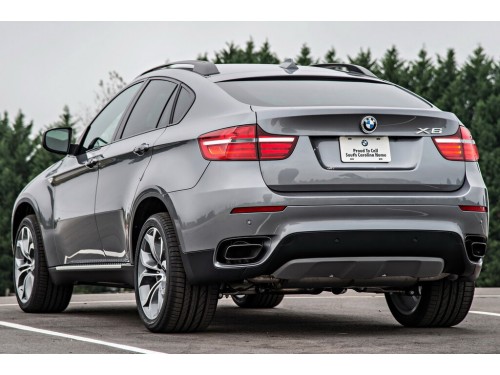 Характеристики автомобиля BMW X6 xDrive X6M AT (04.2012 - 09.2014): фото, вместимость, скорость, двигатель, топливо, масса, отзывы