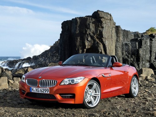 Характеристики автомобиля BMW Z4 sDrive 35i MT (03.2013 - 04.2017): фото, вместимость, скорость, двигатель, топливо, масса, отзывы