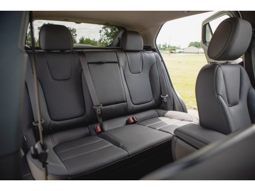 Характеристики автомобиля Buick Encore GX 1.3 CVT Select (11.2019 - н.в.): фото, вместимость, скорость, двигатель, топливо, масса, отзывы
