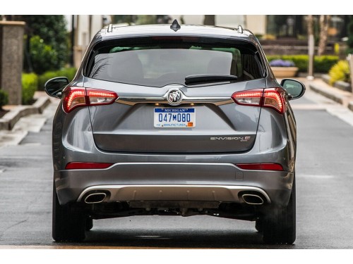 Характеристики автомобиля Buick Envision 2.0 AT AWD Premium I (04.2018 - 11.2020): фото, вместимость, скорость, двигатель, топливо, масса, отзывы