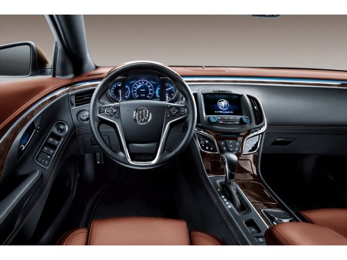 Характеристики автомобиля Buick LaCrosse 2.4 AT Deluxe Comfort (06.2013 - 05.2016): фото, вместимость, скорость, двигатель, топливо, масса, отзывы