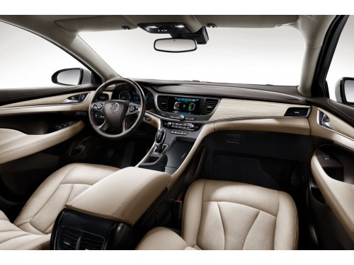 Характеристики автомобиля Buick LaCrosse 1.5T AT 20T Leading (06.2016 - 04.2019): фото, вместимость, скорость, двигатель, топливо, масса, отзывы
