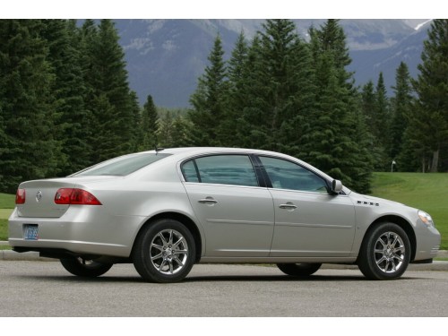 Характеристики автомобиля Buick Lucerne 4.6 AT CXL Special Edition (06.2007 - 05.2008): фото, вместимость, скорость, двигатель, топливо, масса, отзывы