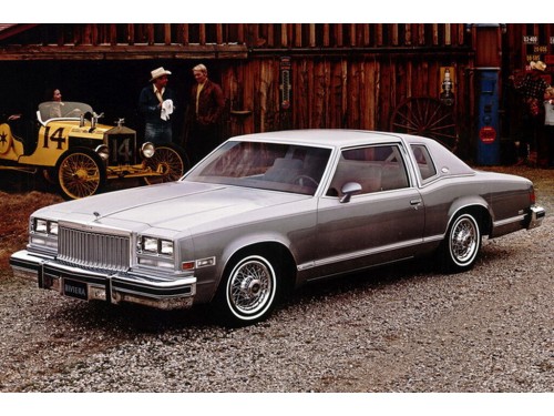 Характеристики автомобиля Buick Riviera 6.6 AT Riviera (10.1976 - 09.1977): фото, вместимость, скорость, двигатель, топливо, масса, отзывы