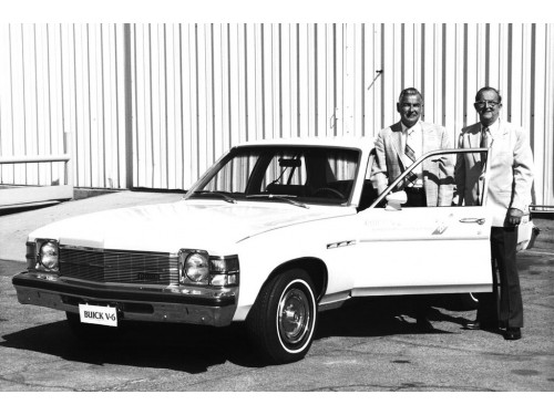Характеристики автомобиля Buick Skylark 3.8 AT Skylark S/R 4-Door Sedan (10.1976 - 09.1977): фото, вместимость, скорость, двигатель, топливо, масса, отзывы