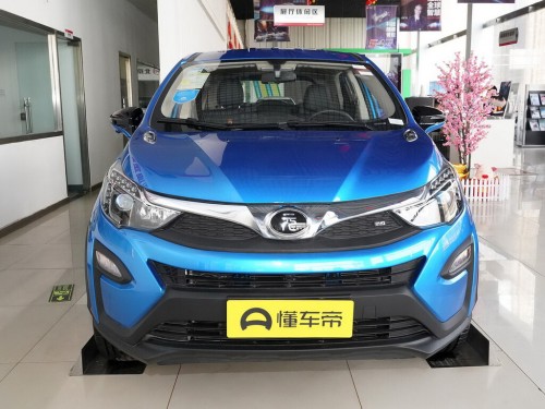 Характеристики автомобиля BYD Yuan 1.5 MT Сool Fashion (04.2017 - 02.2019): фото, вместимость, скорость, двигатель, топливо, масса, отзывы