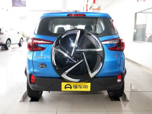 Характеристики автомобиля BYD Yuan 1.5 MT Сool Fashion (04.2017 - 02.2019): фото, вместимость, скорость, двигатель, топливо, масса, отзывы