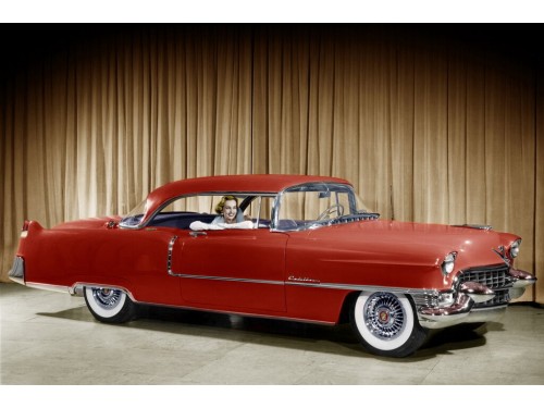Характеристики автомобиля Cadillac DeVille 5.4 AT Coupe de Ville (version for Europe export) (12.1954 - 09.1955): фото, вместимость, скорость, двигатель, топливо, масса, отзывы